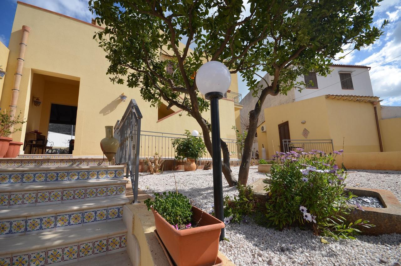B&B Timpe Bianche Castelluzzo Exterior photo